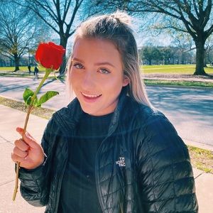 Meet your Posher, Bailey